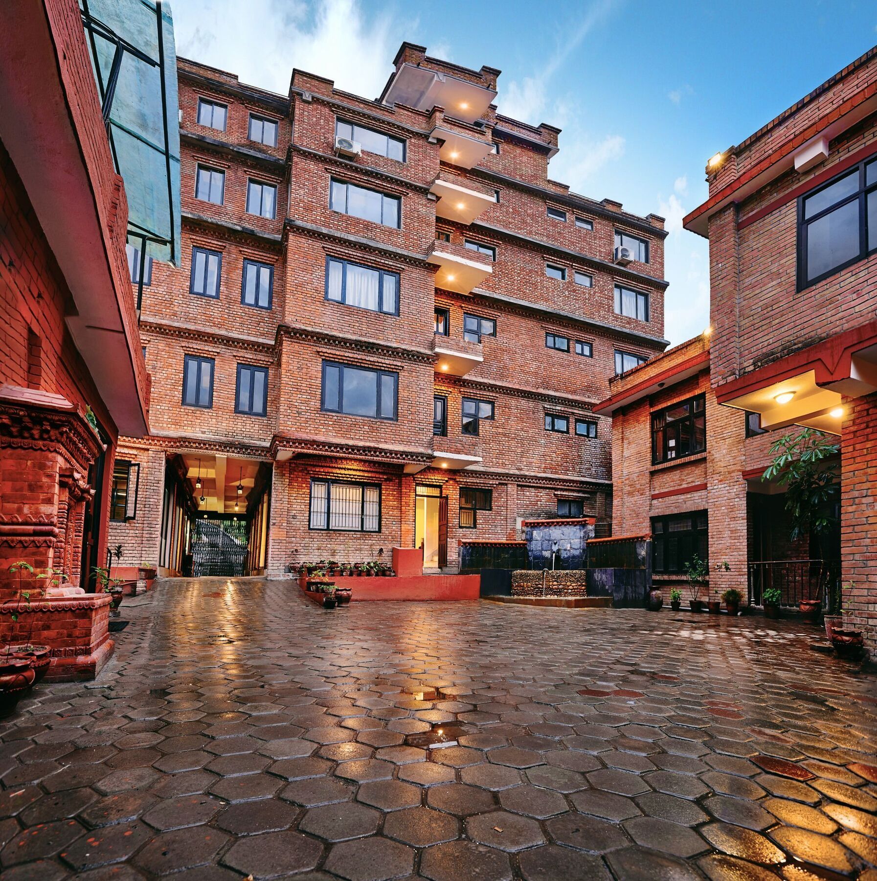 Golden Temple Inn Kathmandu Buitenkant foto